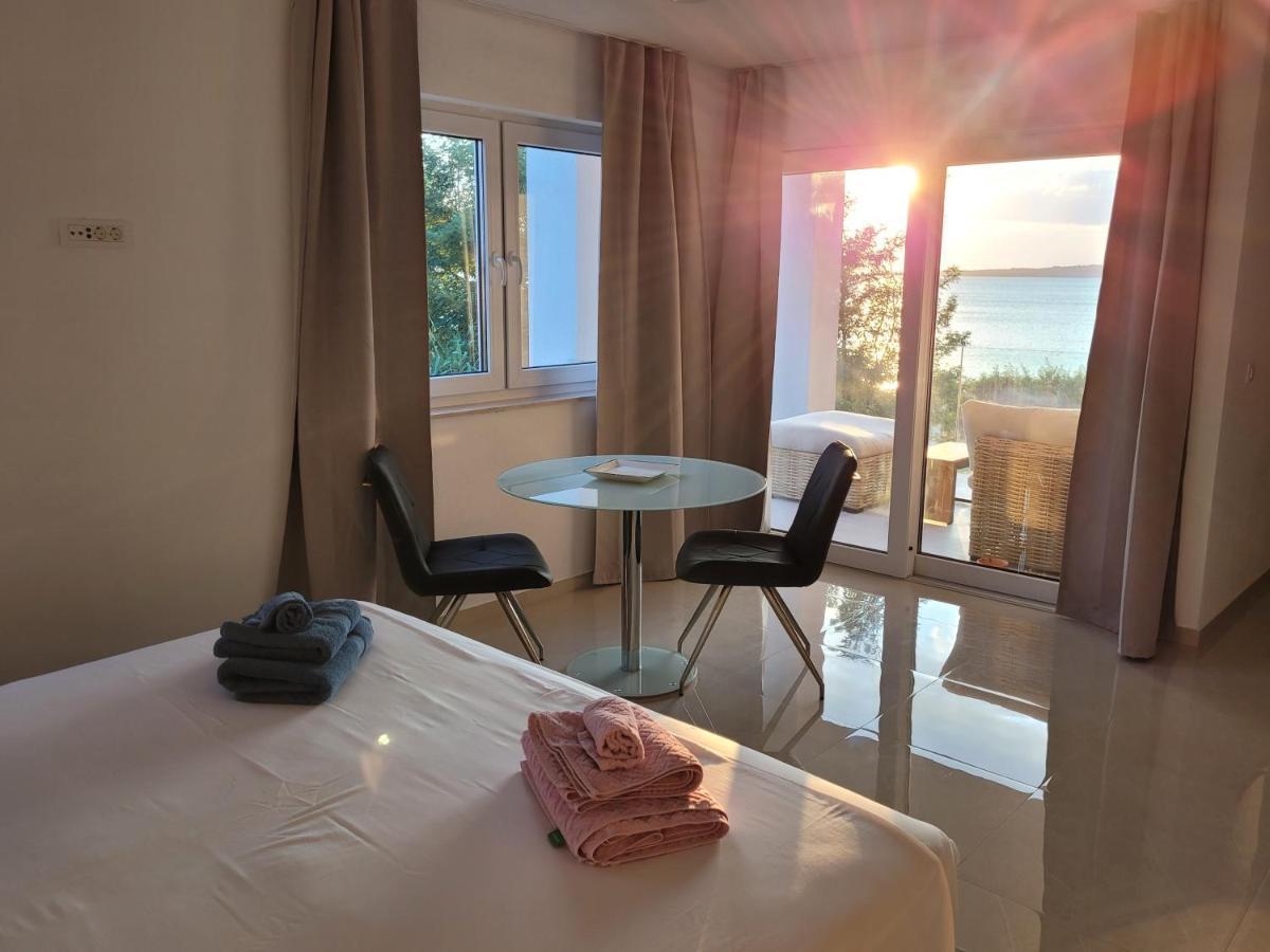 Aparthotel Dalmacija Privlaka  Kültér fotó