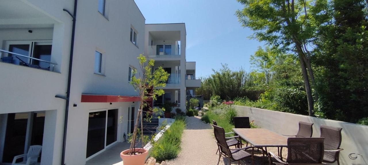Aparthotel Dalmacija Privlaka  Kültér fotó